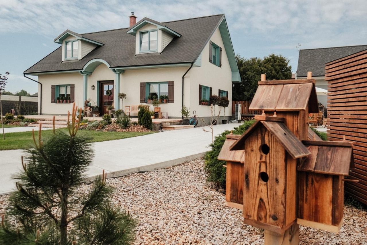 Orchardhouse Farmhouse, Wellness Chrast  エクステリア 写真